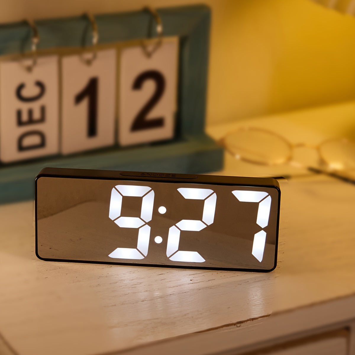 Led Digital Alarm Clock With Mirror