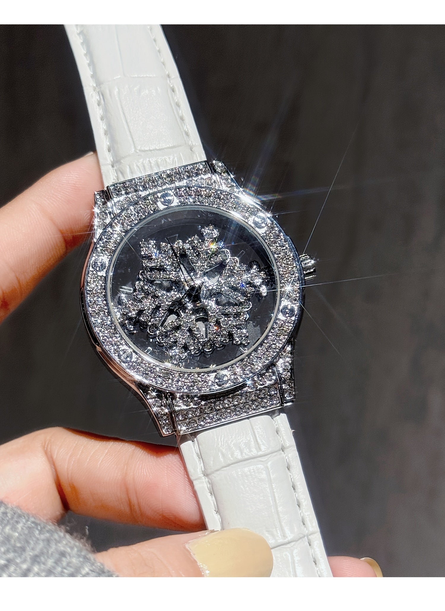 Women's Quartz Watch with Rhinestone Accents