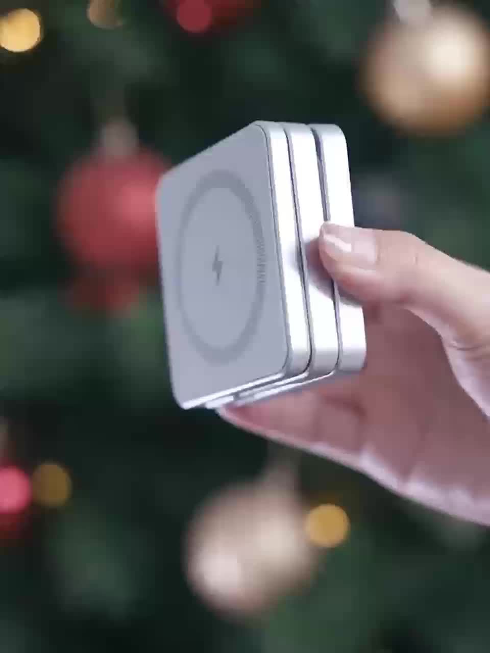 Magnetic 3-In-1 Fast Wireless Charger